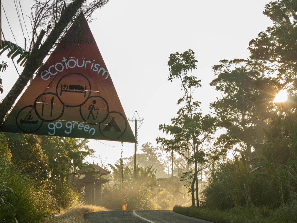 Hotel Bukit Kembar Ecotourism Gitgit Exterior foto